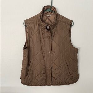 Women's Quilted Vest in Brown